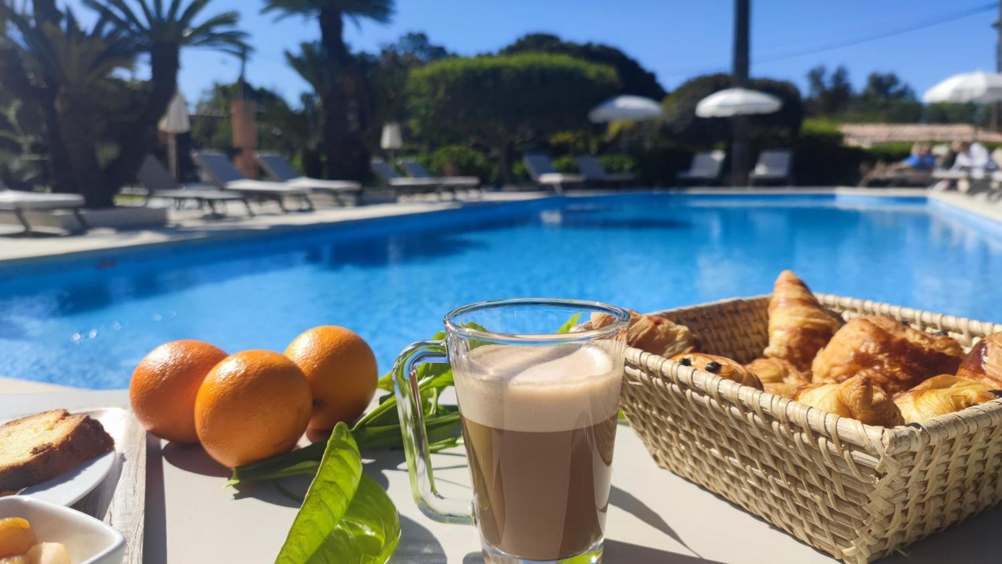 Hotel L'Orangeraie Ла Круа-Вальме Экстерьер фото